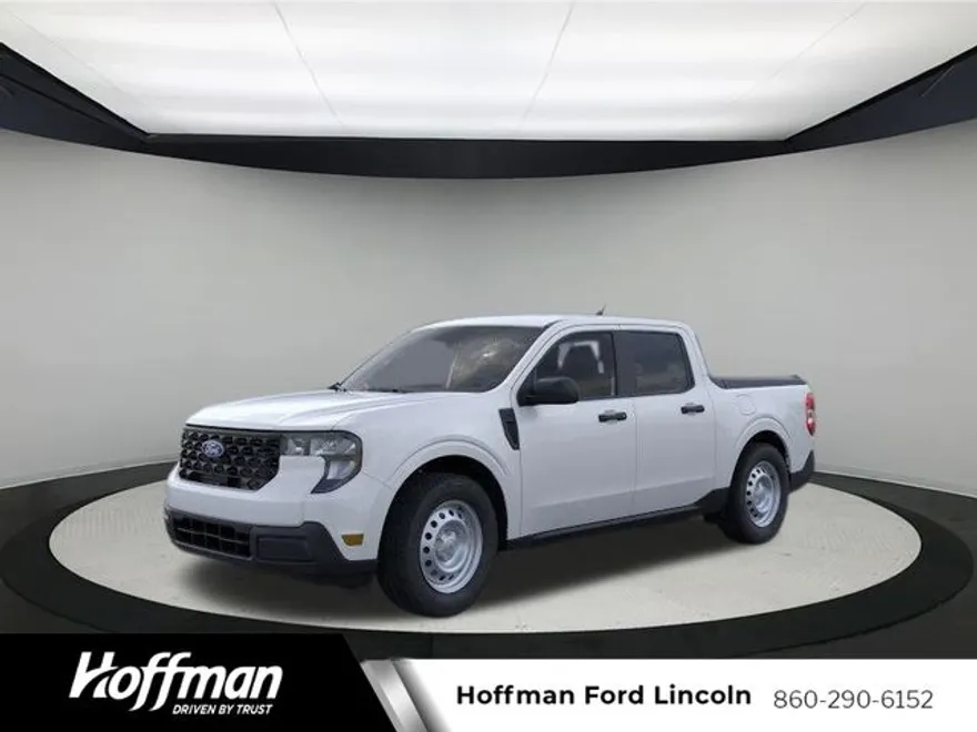 2025 Ford Maverick XL photo 1