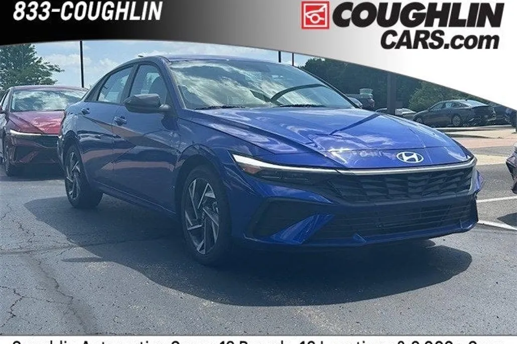 2025 Hyundai Elantra SEL Sport photo 1