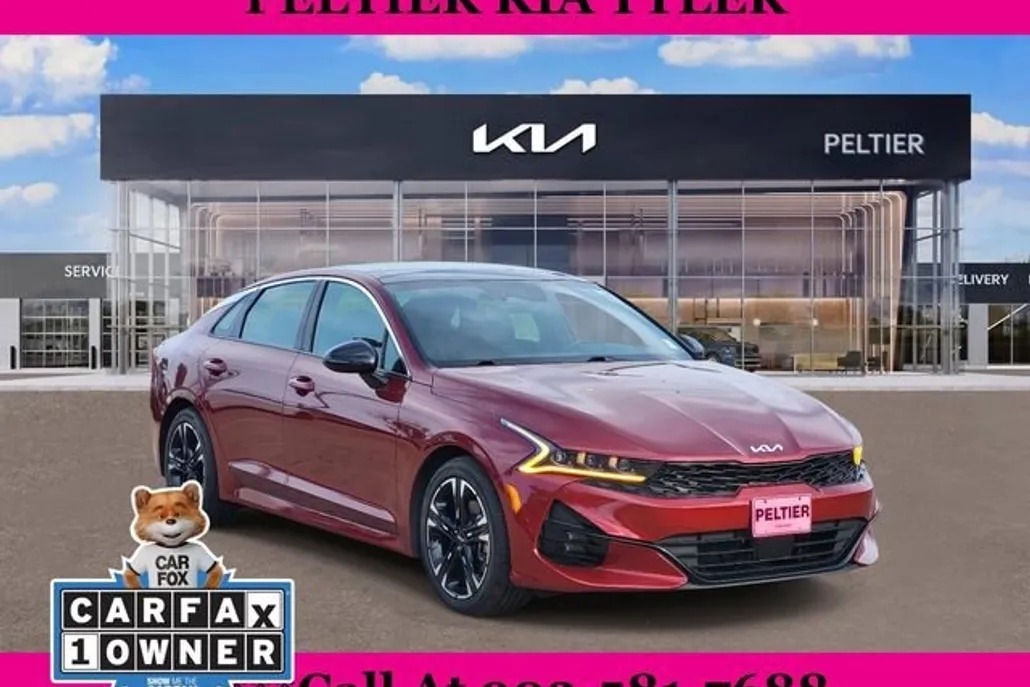 2022 Kia K5 GT-Line photo 1