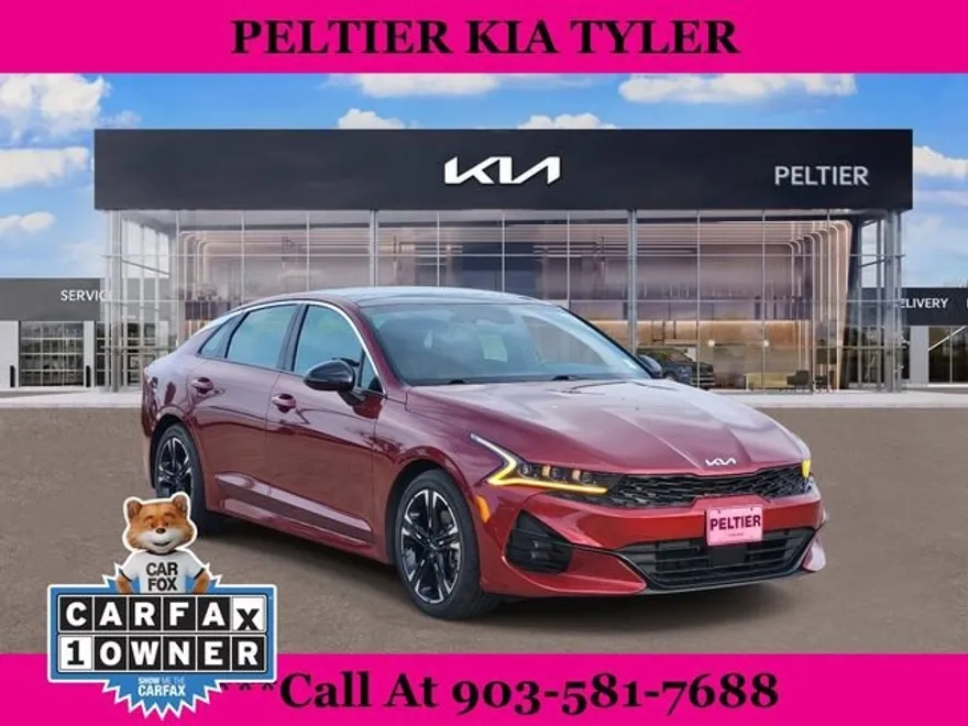 2022 Kia K5 GT-Line photo 1