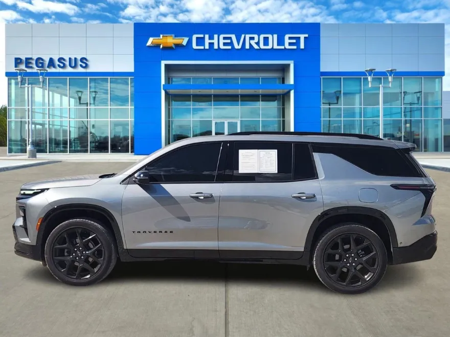 2024 Chevrolet Traverse RS photo 1