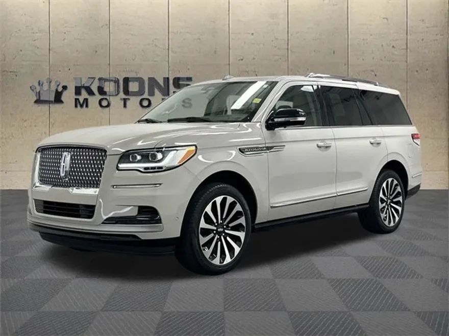 2022 Lincoln Navigator Reserve photo 1