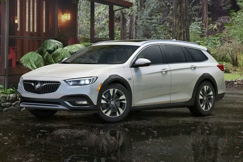 2018 Buick Regal TourX Essence photo 1