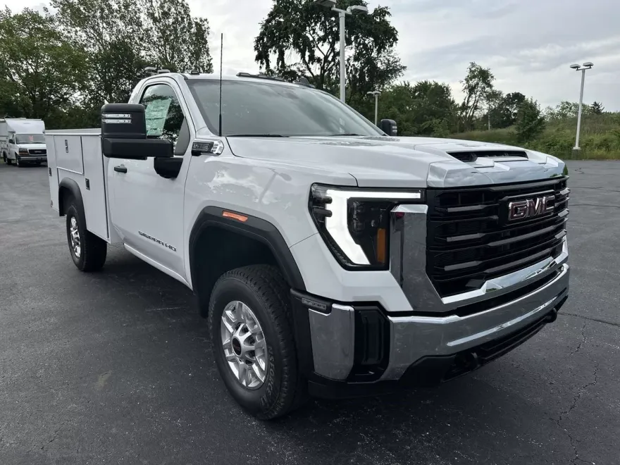 2025 Gmc Sierra 2500 HD Pro photo 1