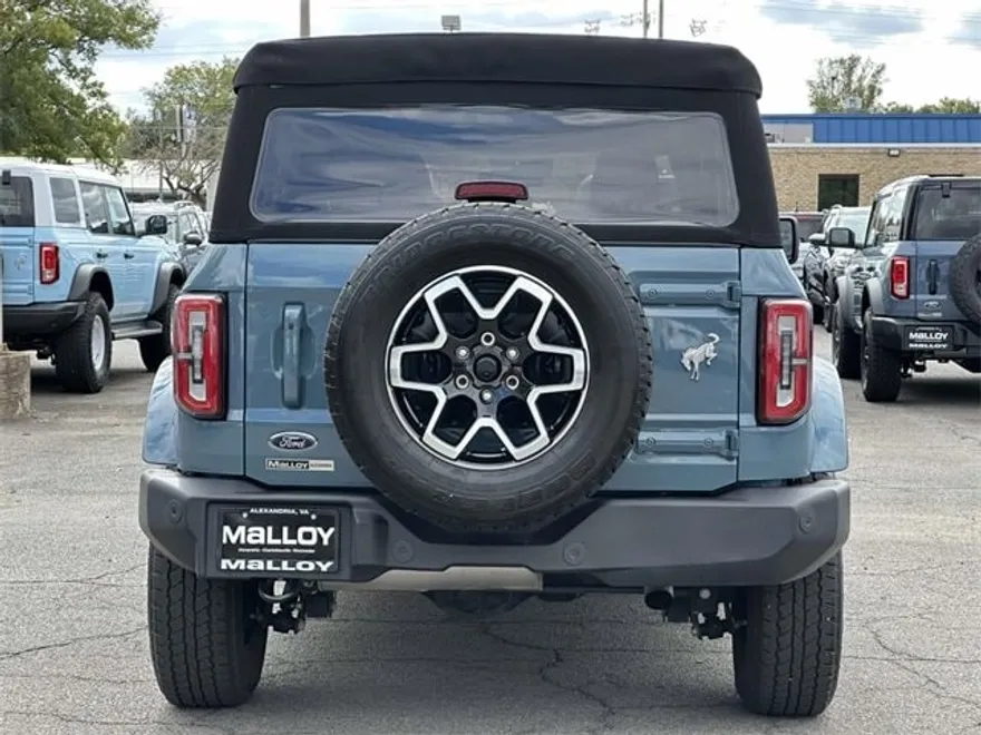 2021 Ford Bronco Outer Banks photo 1