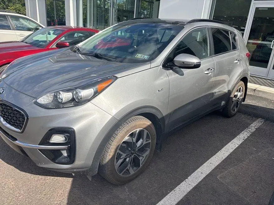 2020 Kia Sportage EX photo 1