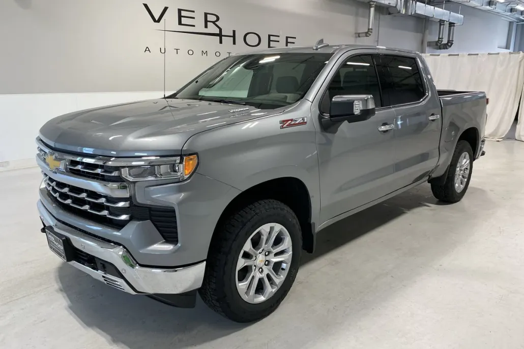 2026 Chevrolet Silverado 1500 LTZ photo 1