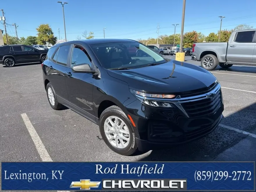 2024 Chevrolet Equinox LS photo 1