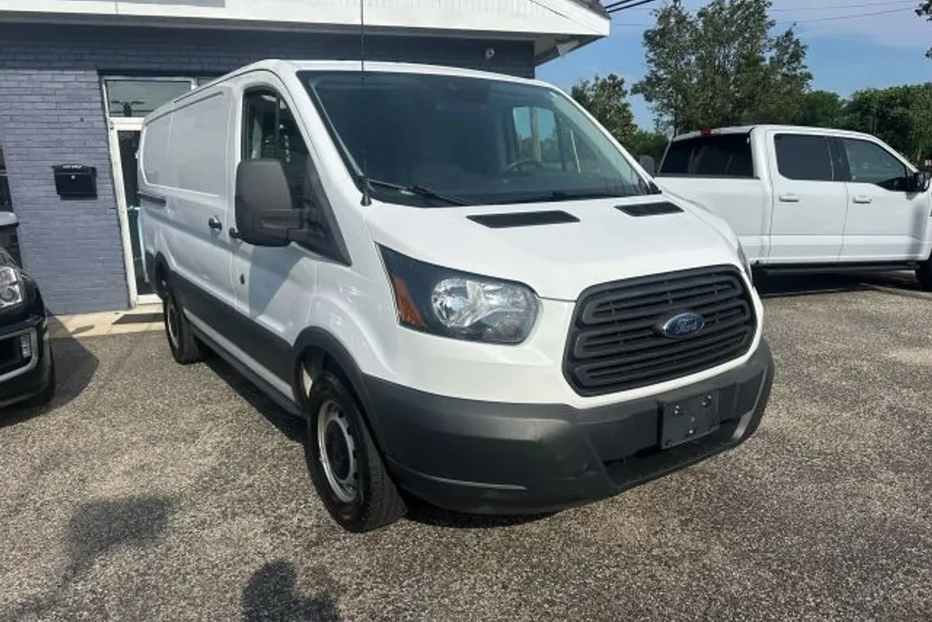 2018 Ford Transit Van photo 1