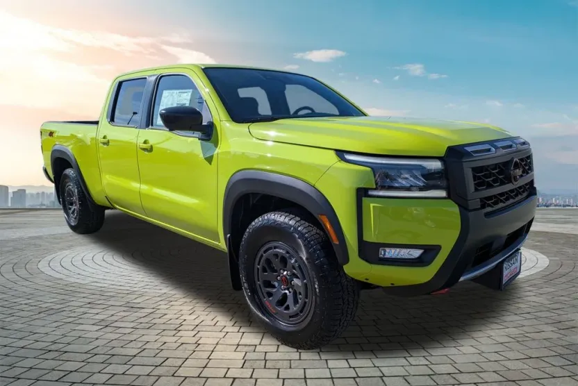 2026 Nissan Frontier PRO-4X photo 1