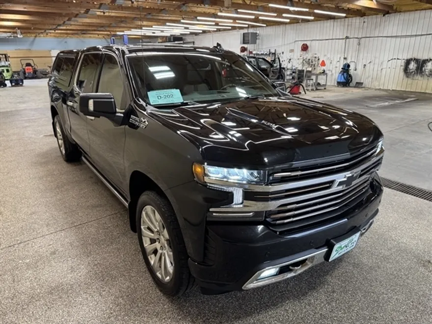 2021 Chevrolet Silverado High Country photo 1