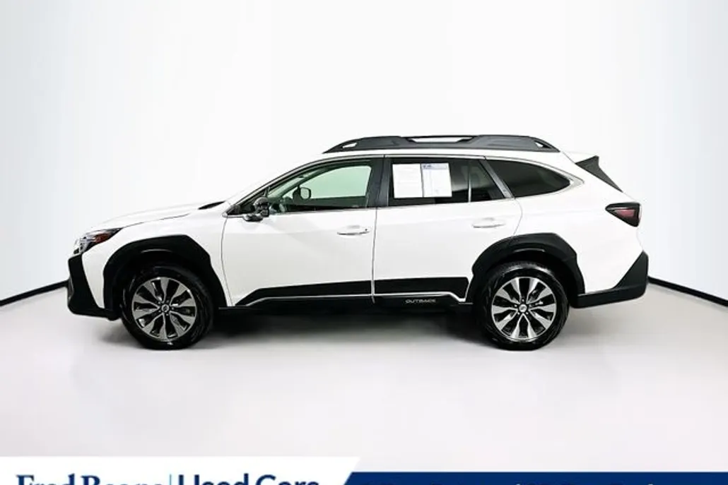 2025 Subaru Outback Limited photo 1