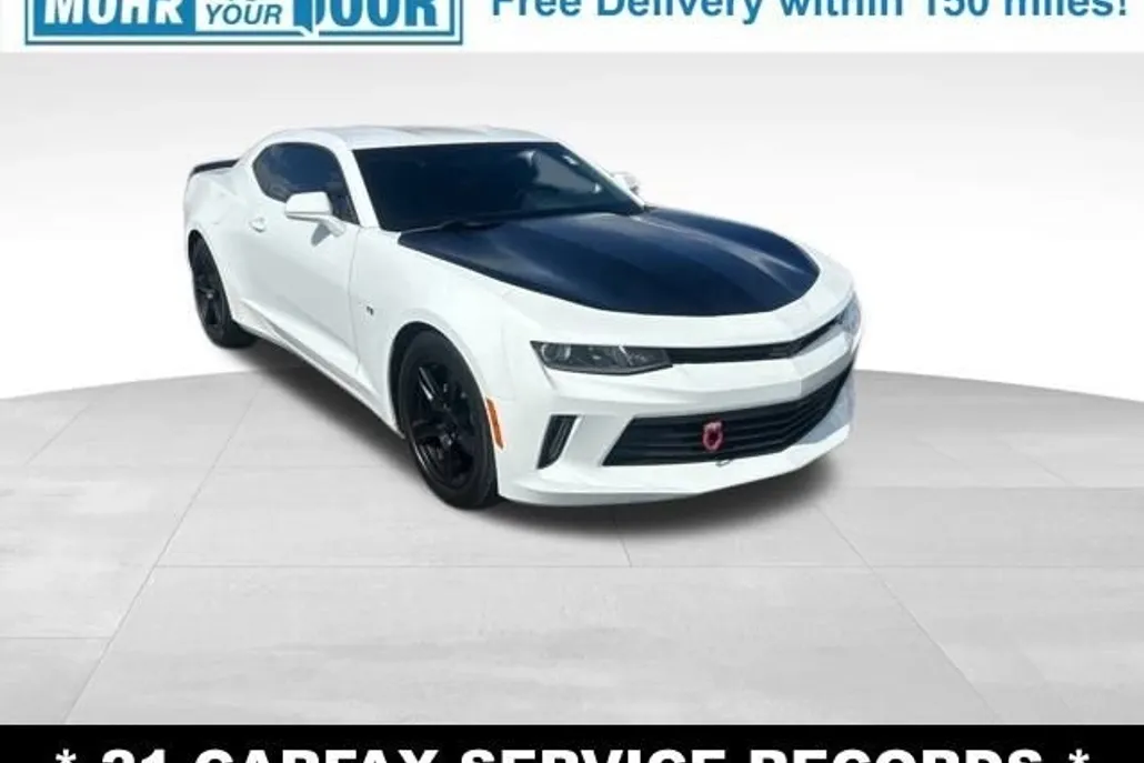2016 Chevrolet Camaro 1LT photo 1