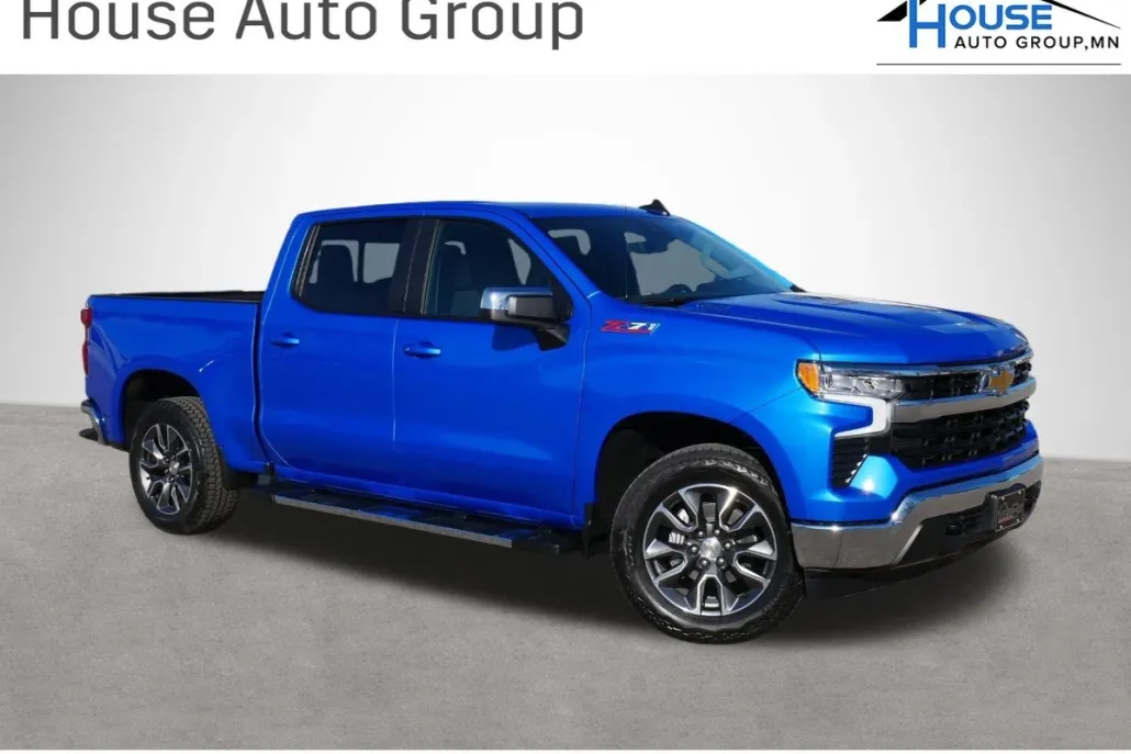 2025 Chevrolet Silverado 1500 LT photo 1