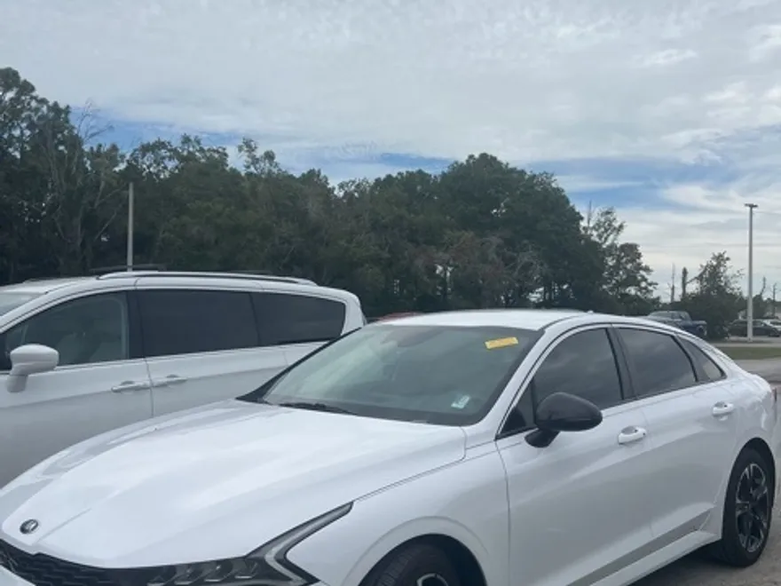 2021 Kia K5 GT-Line photo 1