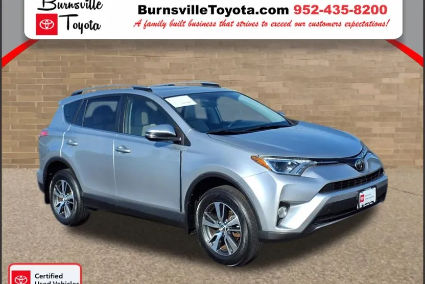 2018 Toyota RAV4 Adventure XLE photo 1
