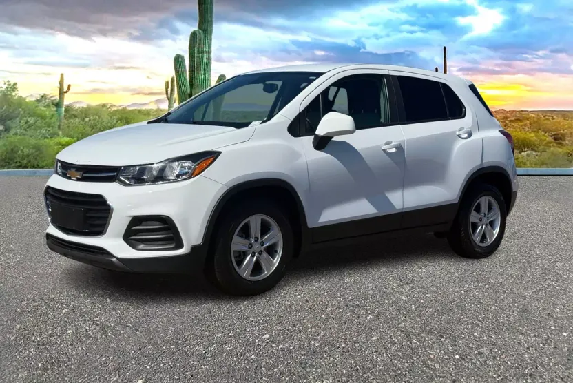 2021 Chevrolet Trax LS photo 1
