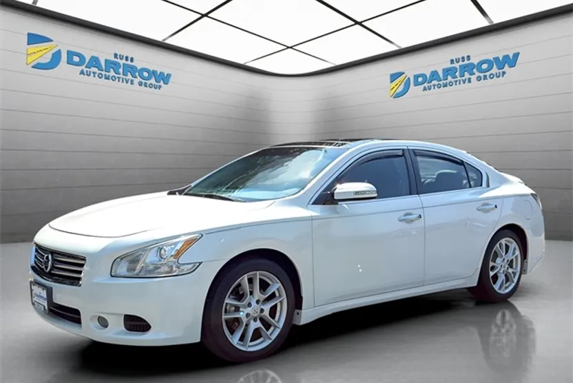 2012 Nissan Maxima SV photo 1