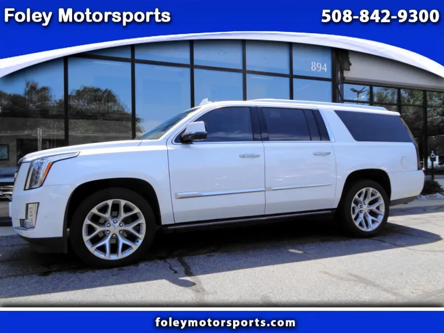 2019 Cadillac Escalade ESV Platinum photo 1