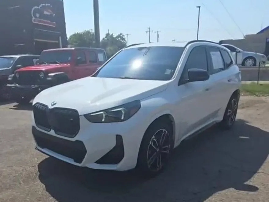 2024 Bmw X1 M35i photo 1