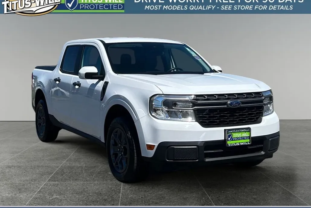 2022 Ford Maverick XLT photo 1