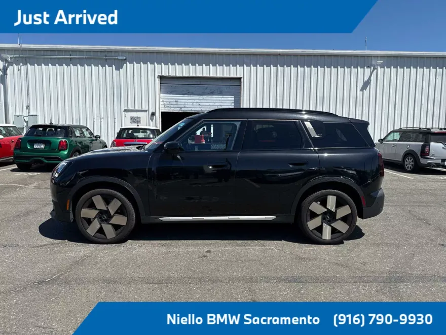 2025 Mini Countryman S ALL4 photo 1