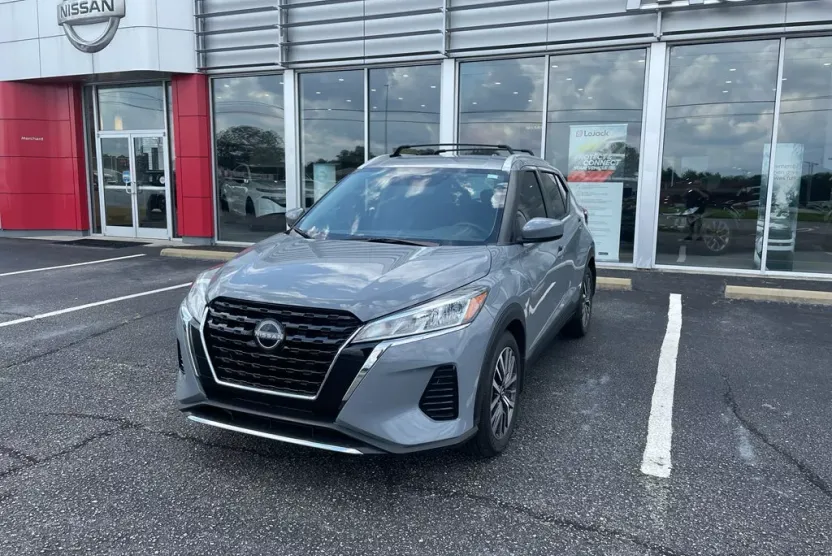 2024 Nissan Kicks SV photo 1