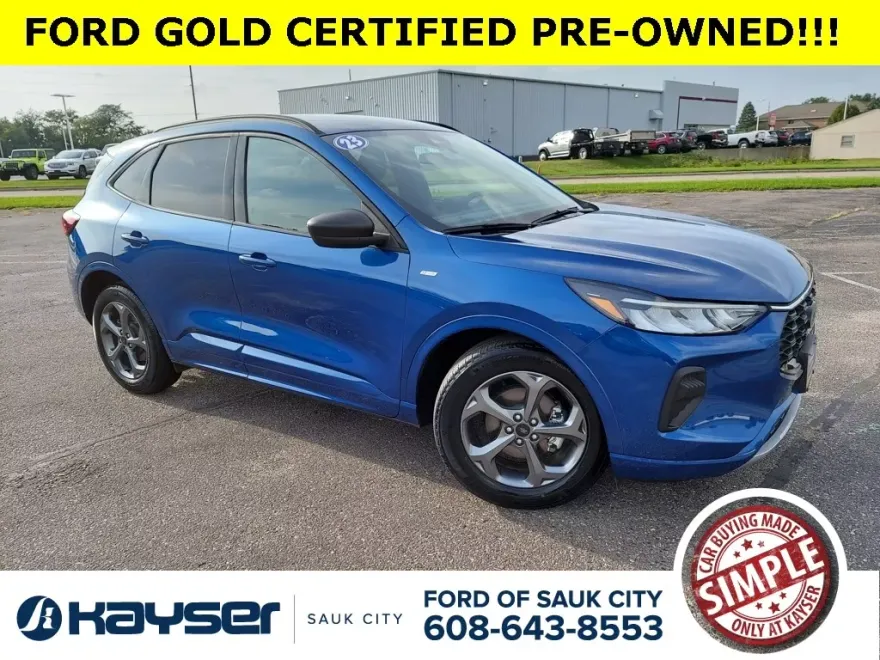 2023 Ford Escape photo 1