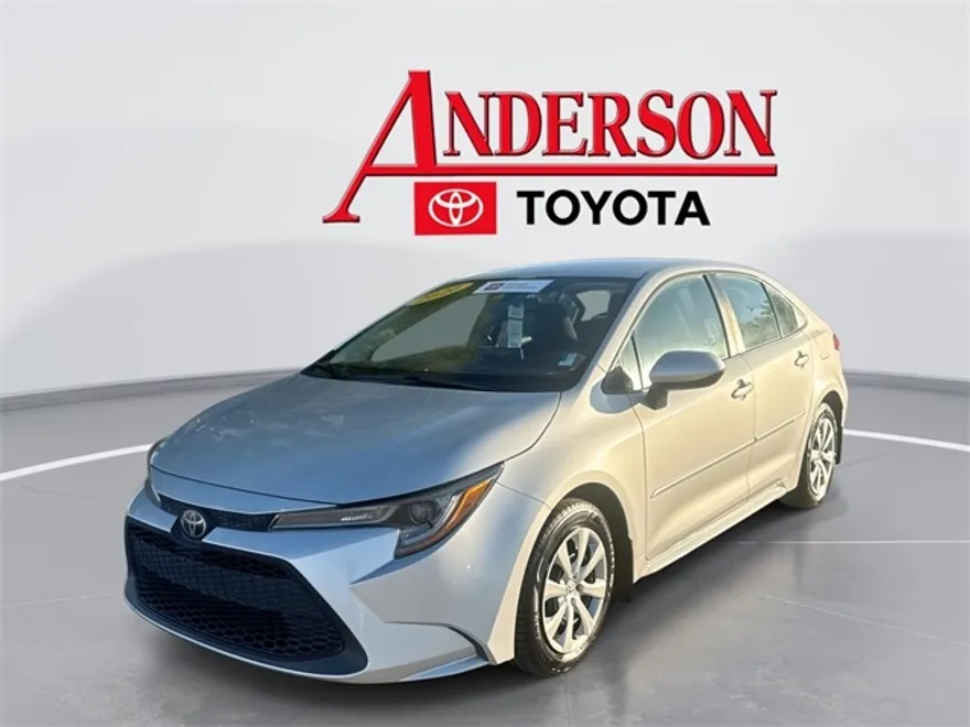 2020 Toyota Corolla LE photo 1