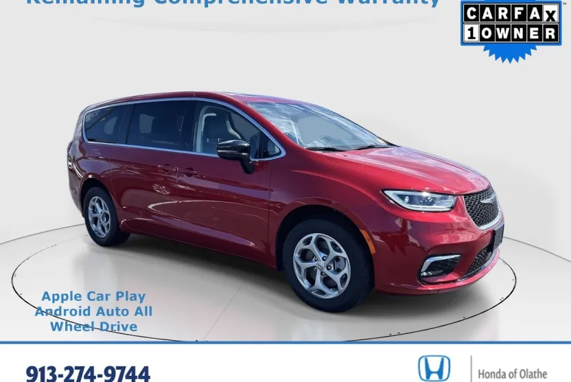 2024 Chrysler Pacifica Limited photo 1