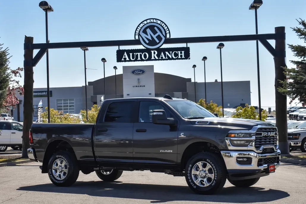 2025 Ram 2500 Big Horn photo 1