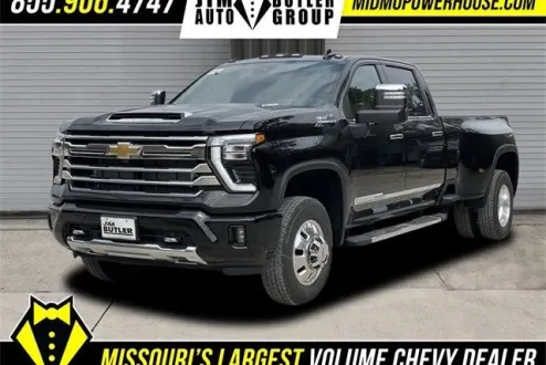 2026 Chevrolet Silverado 3500HD High Country photo 1