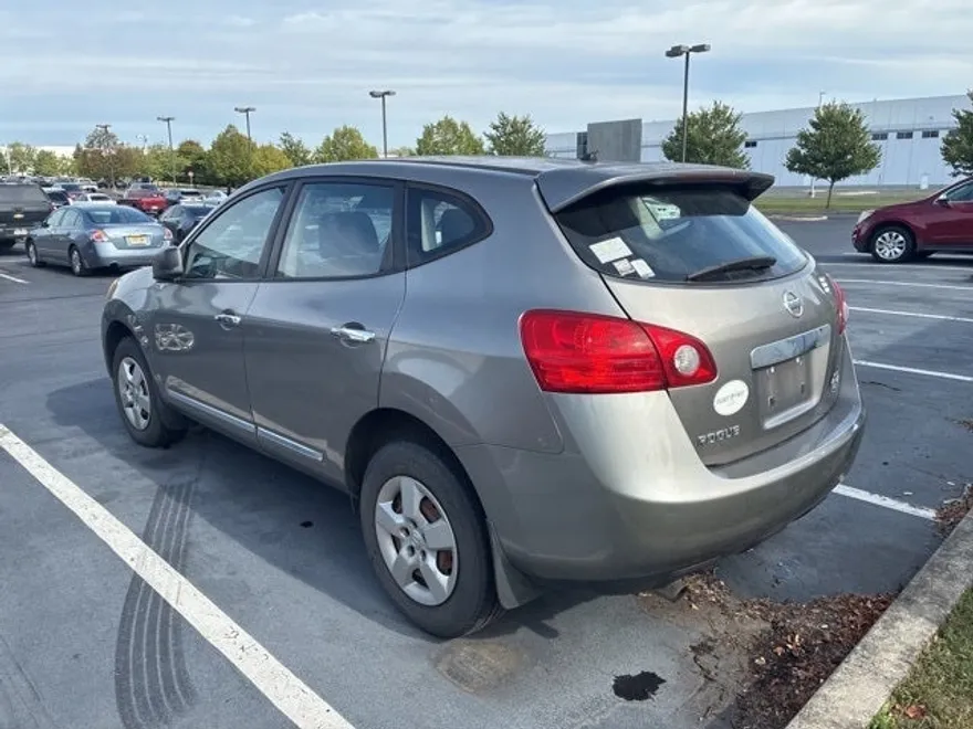 2012 Nissan Rogue S photo 1