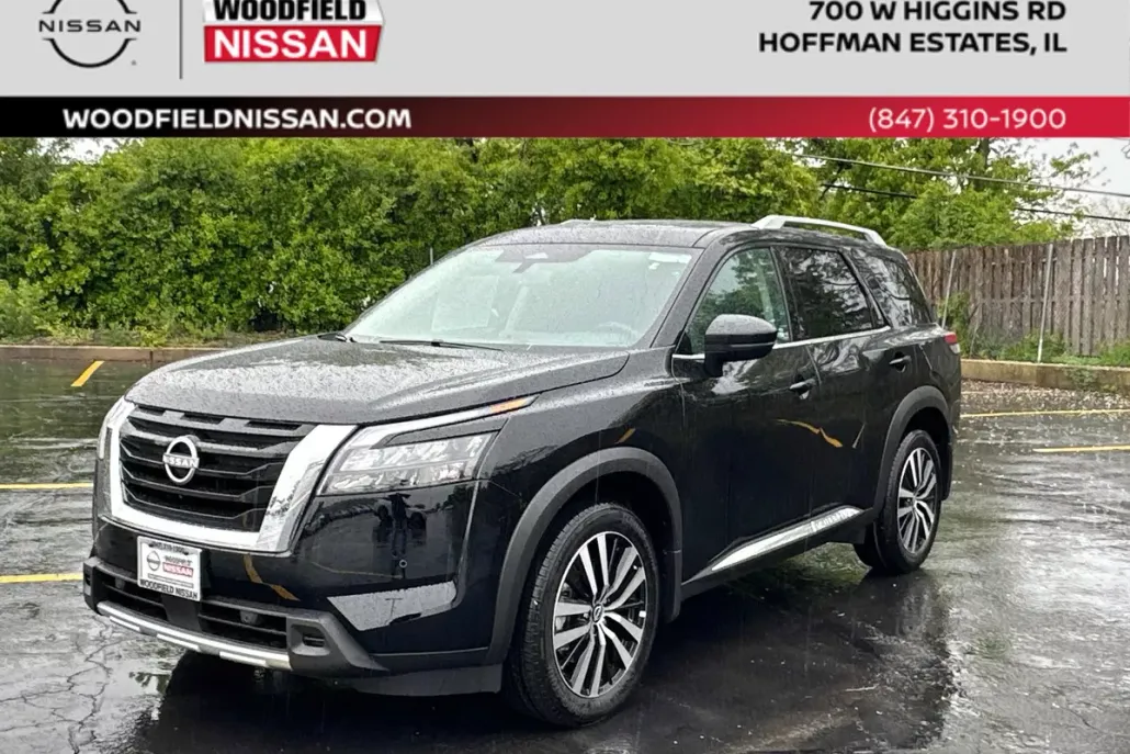 2025 Nissan Pathfinder Platinum photo 1