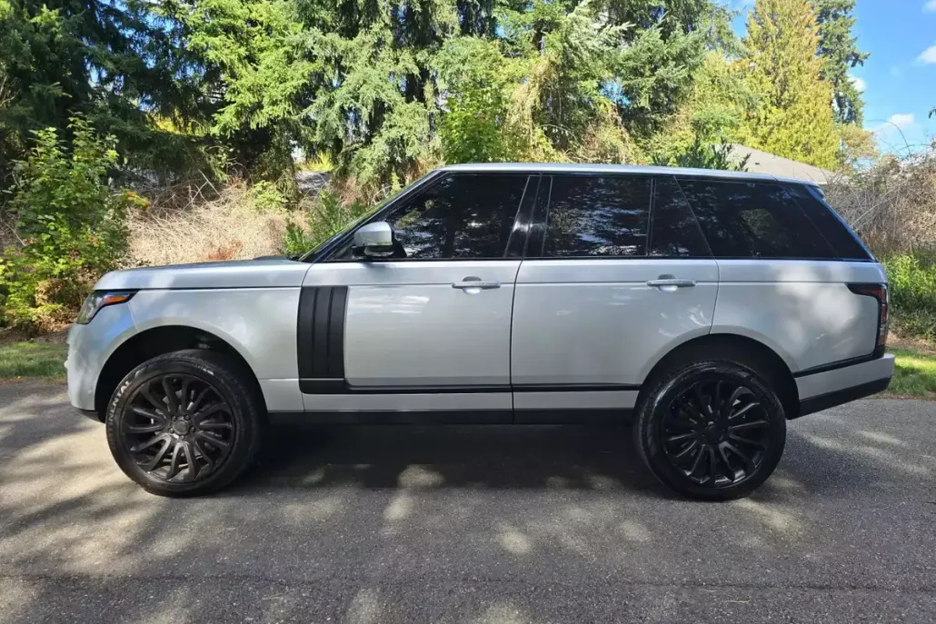 2016 Land Rover Range Rover Supercharged LWB photo 1