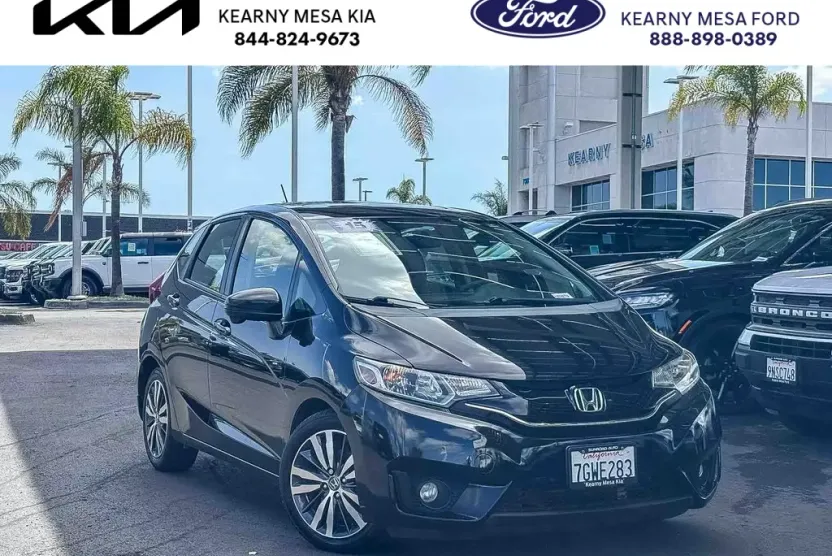 2015 Honda Fit EX photo 1
