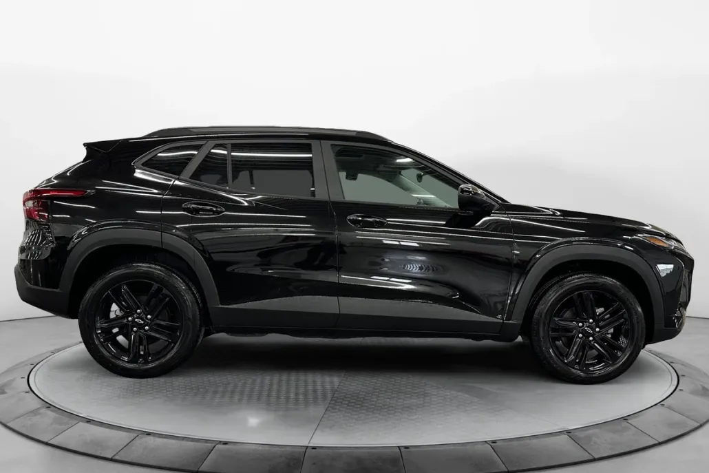 2025 Chevrolet Trax ACTIV photo 1