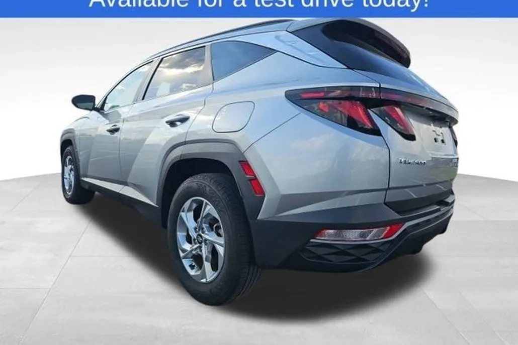 2024 Hyundai Tucson SEL photo 1