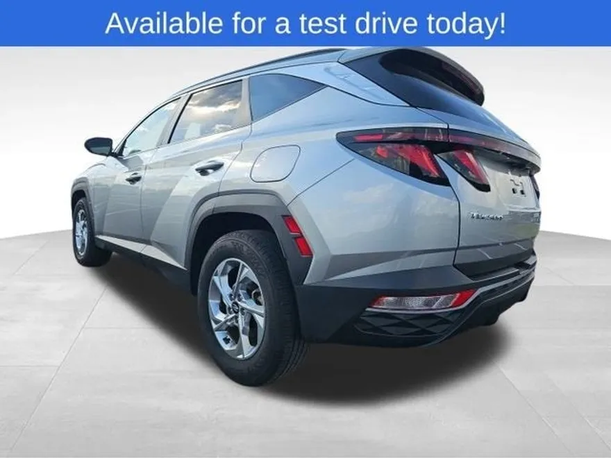 2024 Hyundai Tucson SEL photo 1