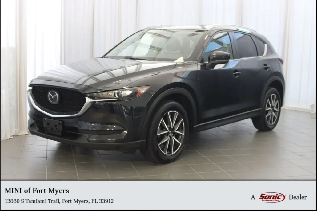 2018 Mazda CX-5 Touring photo 1