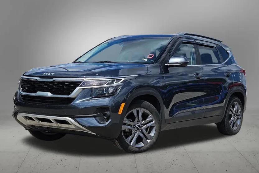2022 Kia Seltos S photo 1