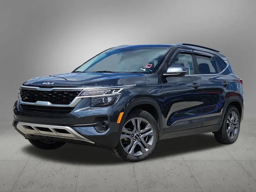 2022 Kia Seltos S photo 1