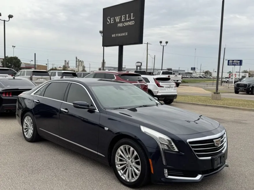 2017 Cadillac CT6 Luxury photo 1
