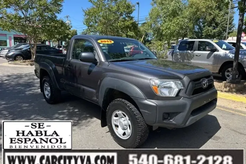 2013 Toyota Tacoma photo 1