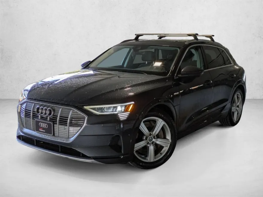 2019 Audi e-tron Premium Plus photo 1