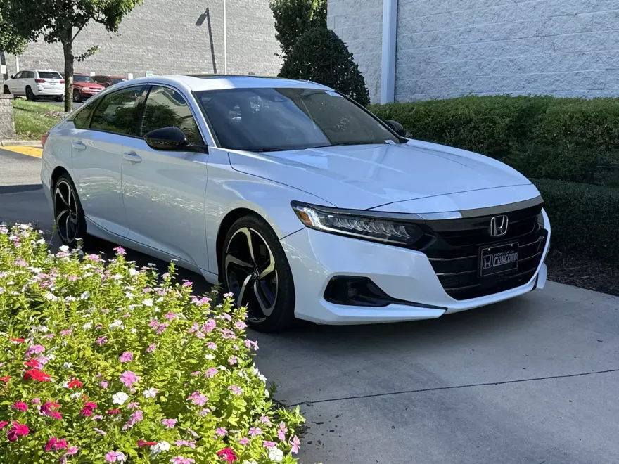 2022 Honda Accord Sport photo 1