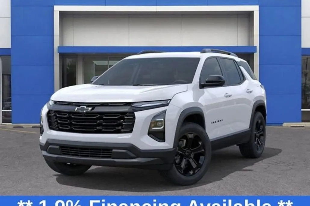 2026 Chevrolet Equinox LT photo 1