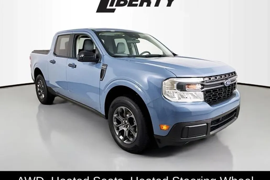 2024 Ford Maverick XLT photo 1