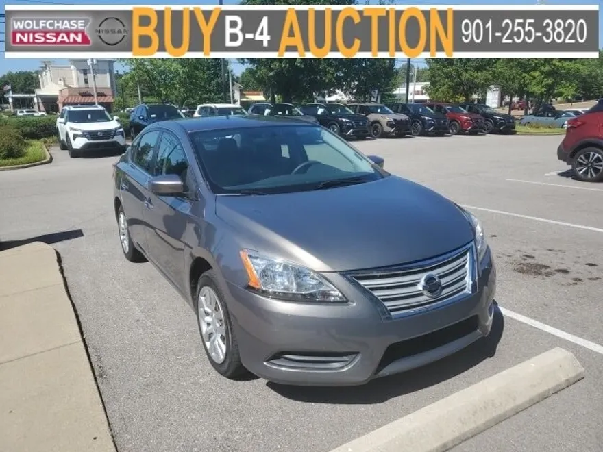 2015 Nissan Sentra SV photo 1