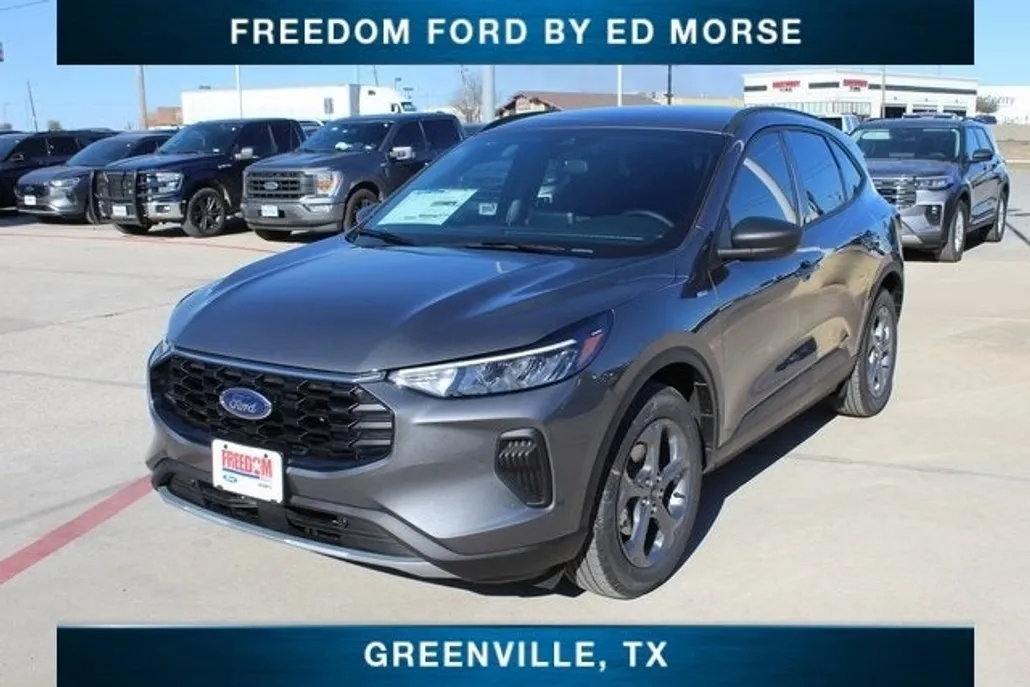 2025 Ford Escape ST-Line photo 1